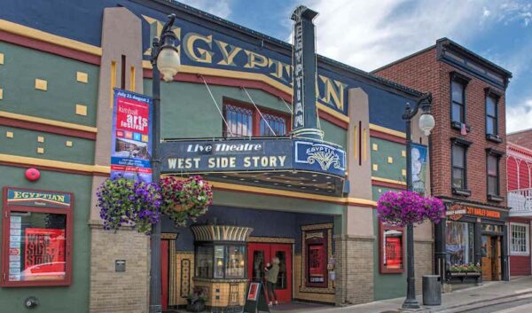 Egyptian Theatre in Modern Times