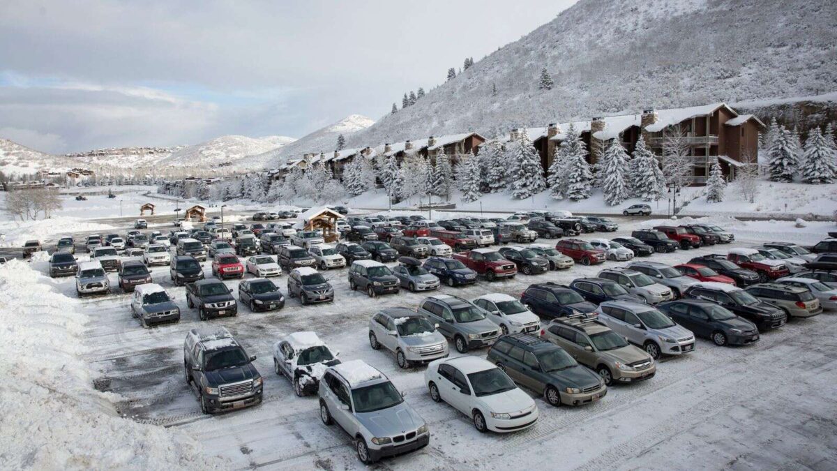 Deer Valley Parking Lot