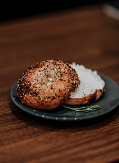 breakfast bagel with seeds