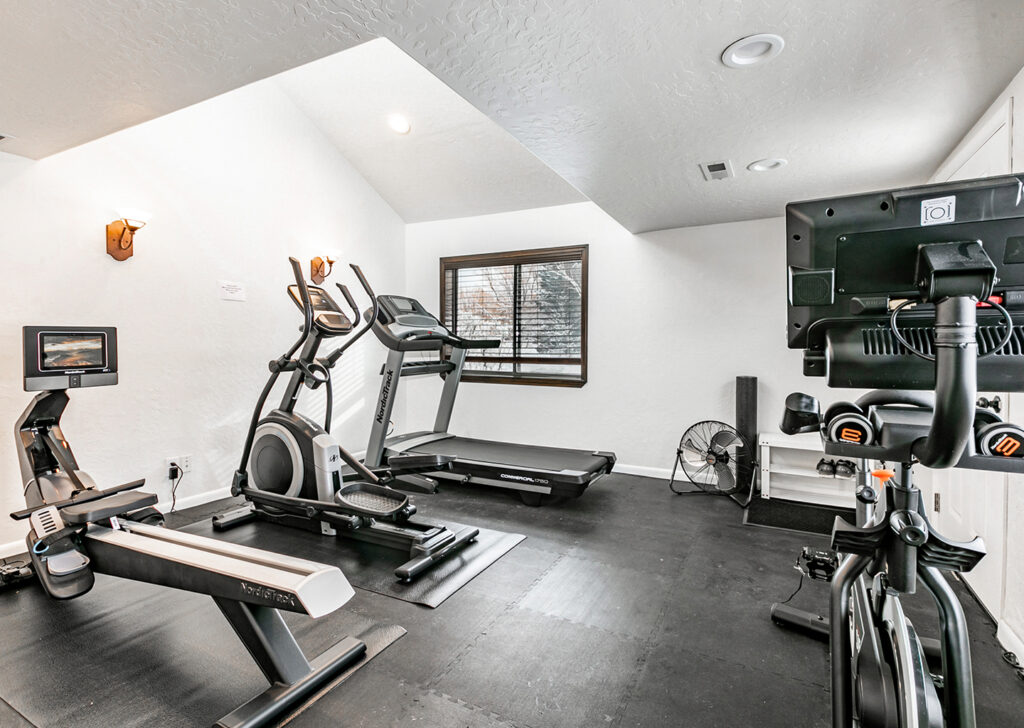 Three Kings Fitness Center with treadmills and an elliptical