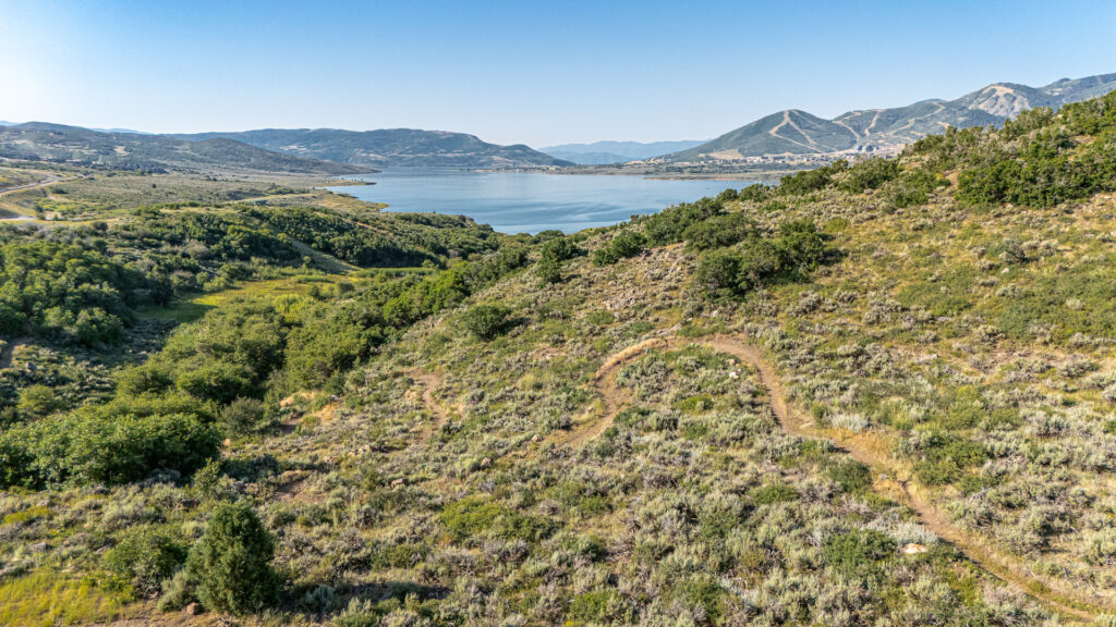 Park City Hideout Belaview Deer Springs mountain bike trail at Jordanelle
