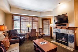 Sundial Lodge c210