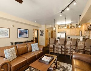 Silverado Lodge 127 Living Room
