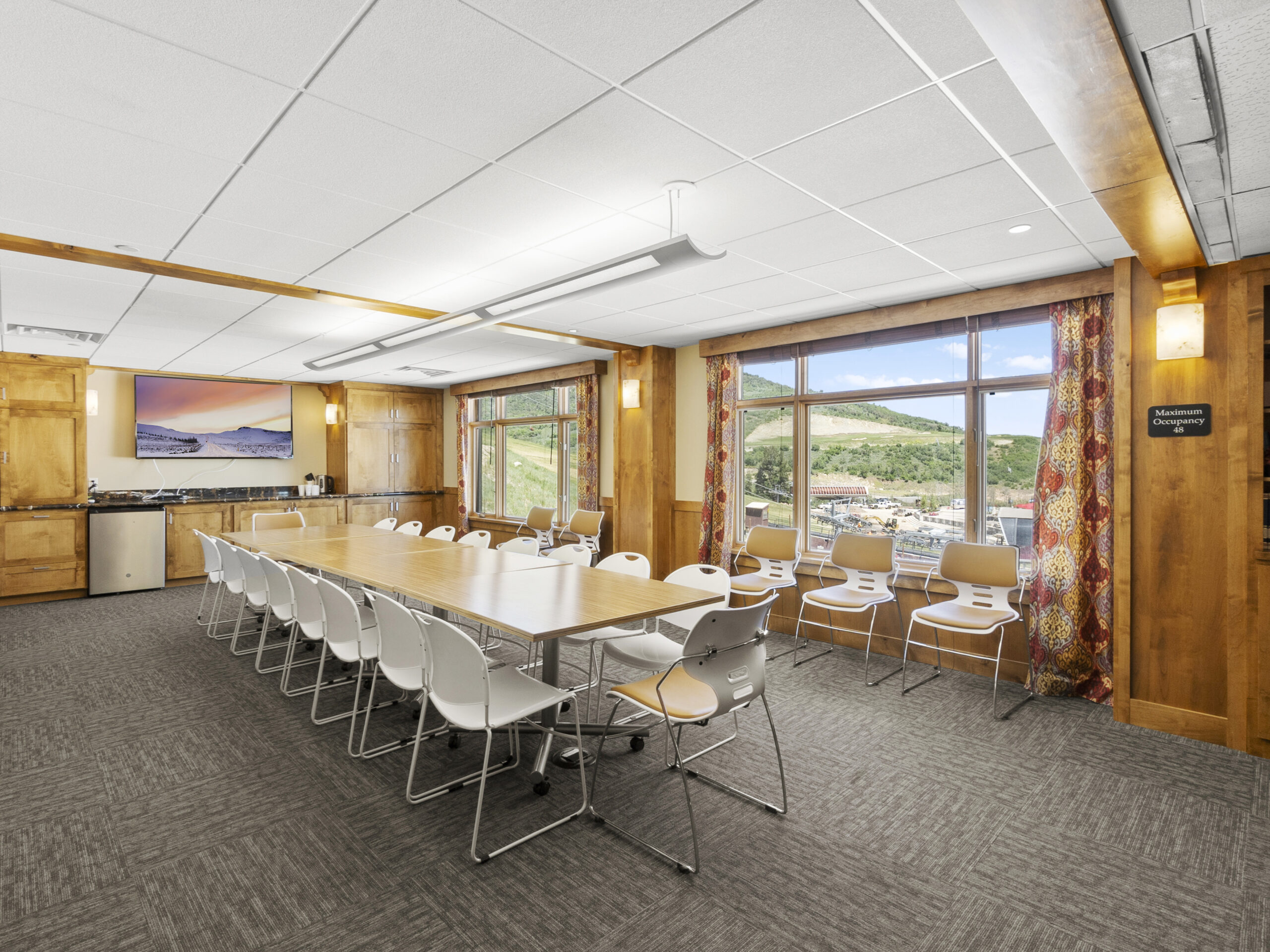 Conference Table for 18 at Sundial Lodge