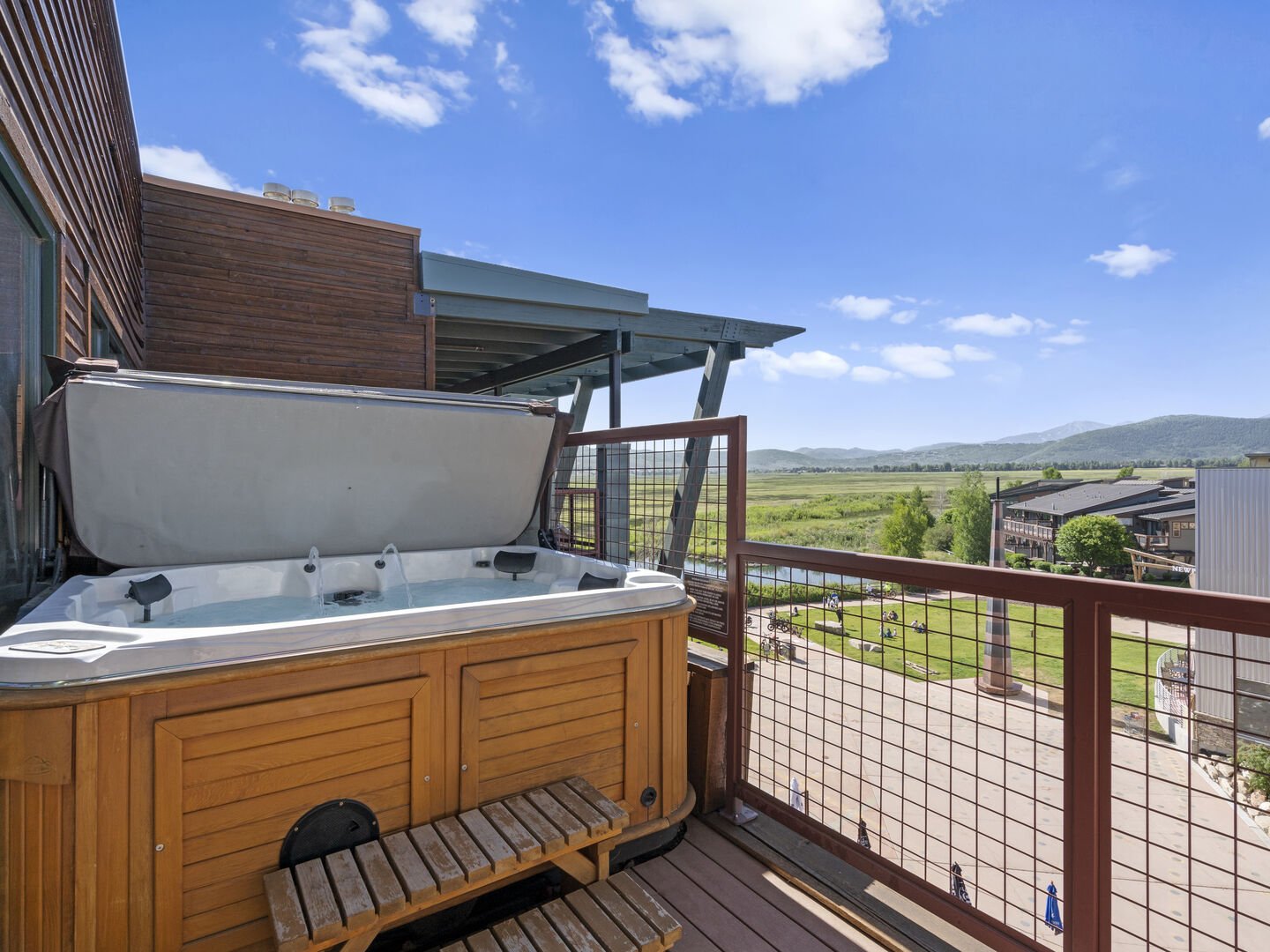 Newpark 416AB Private Hot Tub Newpark 416AB Private Hot Tub