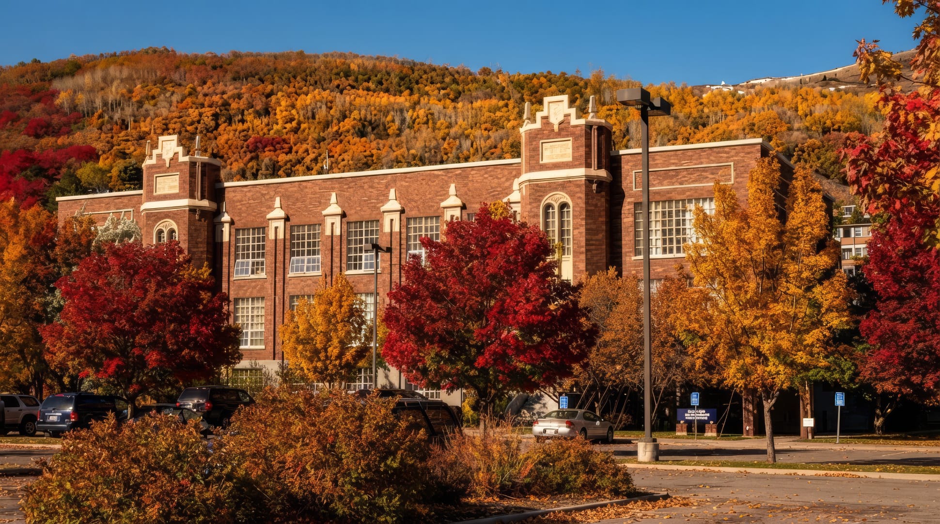 The Park City Library and Jim Santy Auditorium surrounded by fall foliage.