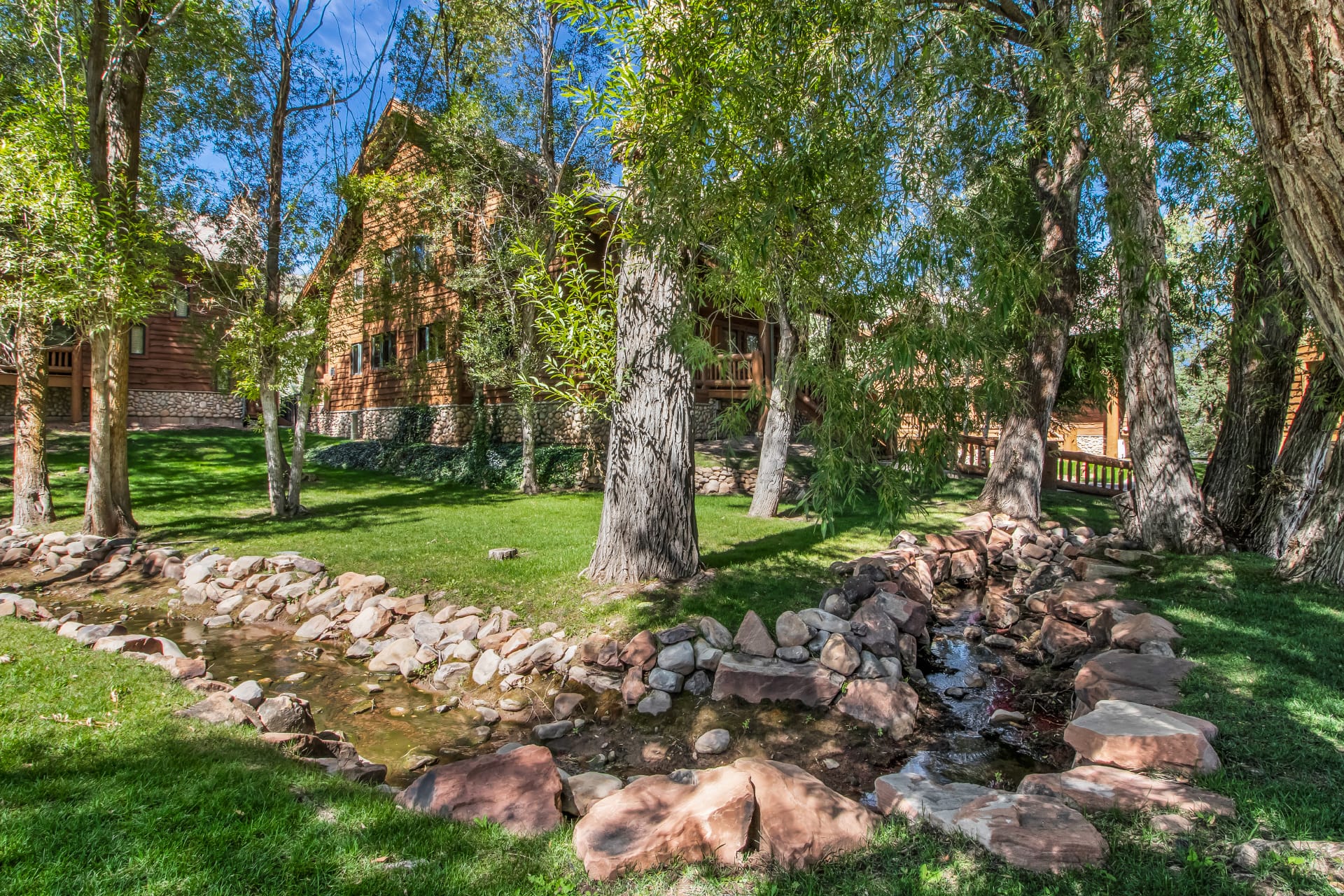 Timberwolf Lodge stream